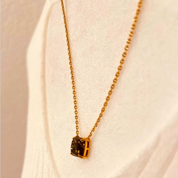 ♠️Kate Spade New York gold-tone square glitter stone mini pendant necklace - Picture 9 of 10